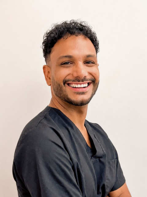 Dr. Luis Rivas